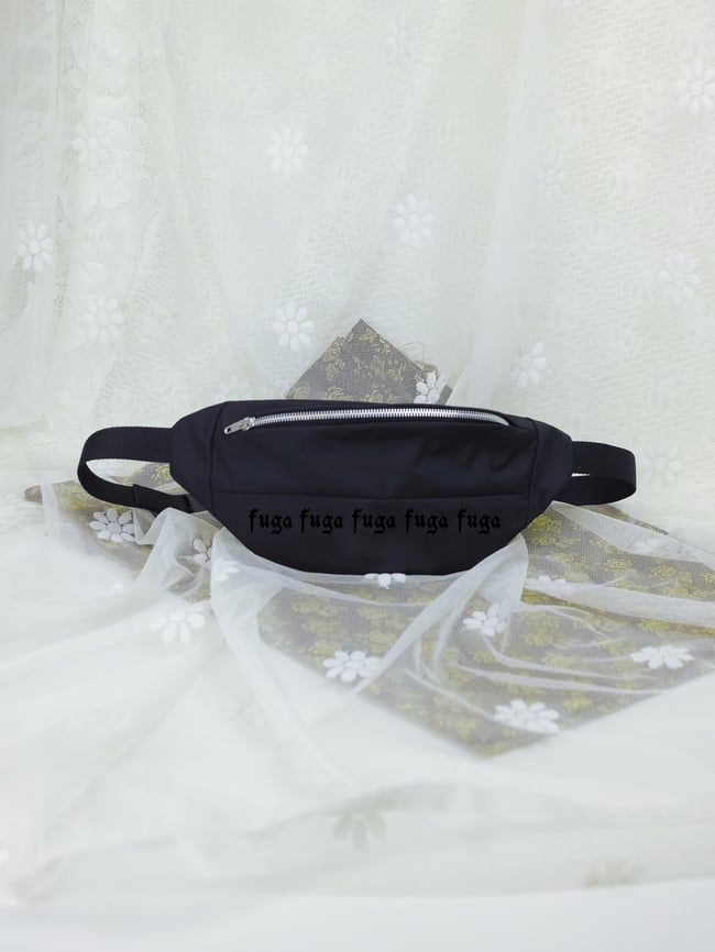 black tech cross bag III