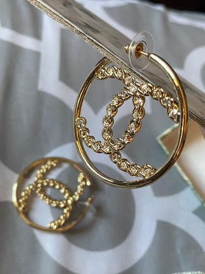 Image of (SOLD OUT 🚫) Authentic Chanel Cc Diamond Hoop Earrings 