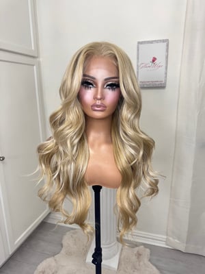 Image of Lizzy luxury free part (ready to ship)