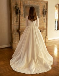 Image 1 of 1950s Stature of Elegance 