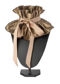 BRONZE COLLAR WITH DOUBLE FRILL AND TIE