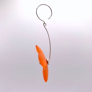 large 5 petal lucite flower earrings