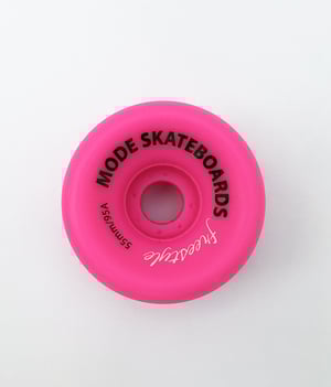 Image of MODE 55mm/95A Freestyle Wheel (magenta)
