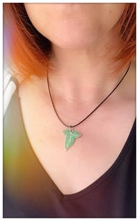 Image 4 of 🟢 STOCK 🟢 Collier ✨feuille de Lórien✨- collec MIDDLE EARTH