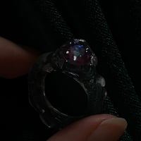 Image 4 of  tђє tђเг๔-єץє гเภɠ