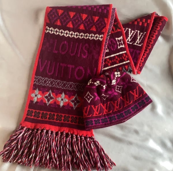 Image of Louis Vuitton Wool Matching Hat & Scarf
