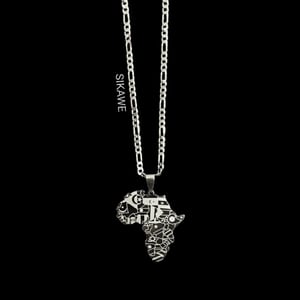 Image of AFRICAN FLAG NECKLACE 