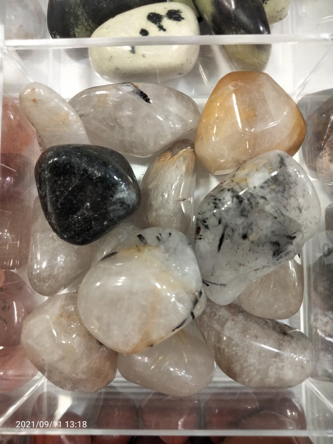 Quartz avec inclusion 