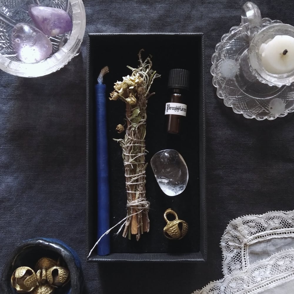 Image of FORTUNATUS. LUCK & GOOD FORTUNE BOX ↟ organic smoke wand, candle, bell, amethyst/crystal quartz