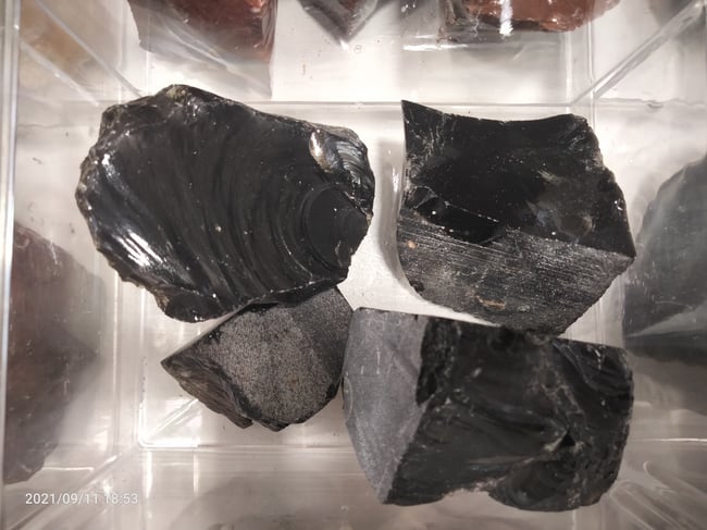 Obsidienne noir Brute