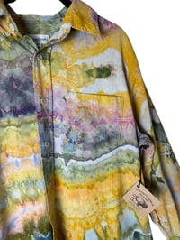 Image 3 of ♻️ UPCYCLED M Men's Button Front Shirt in Appalachian Sunset Geode Ice Dye