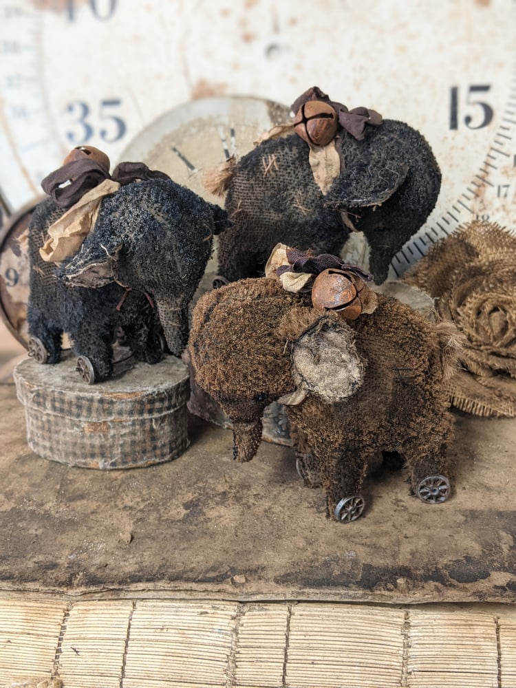 Image of 3.5"  Old Worn Vintage Style Brown Stubble Mohair Elephant Pull Toy by Whendi's Bears
