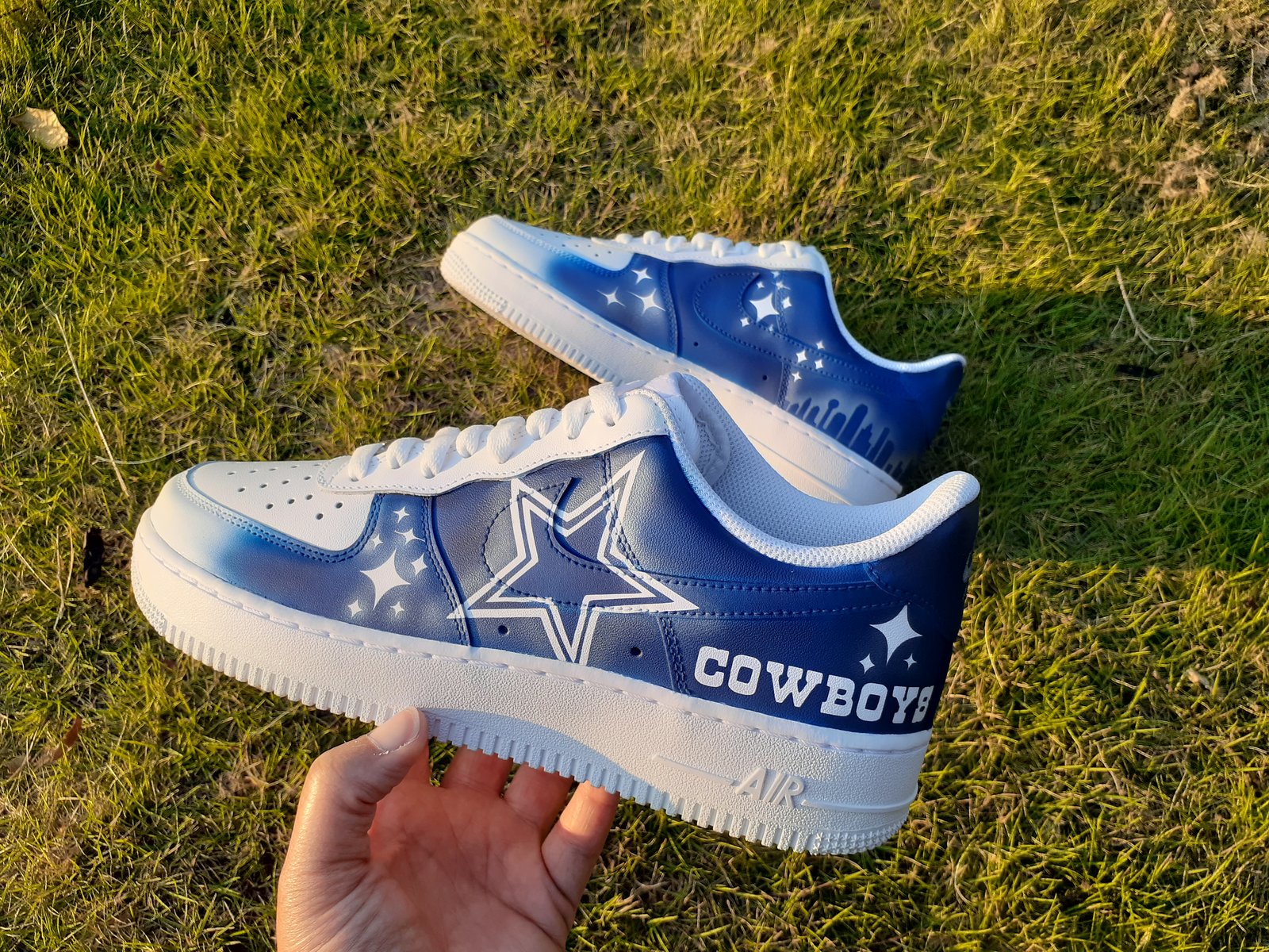 Dallas Cowboys Hula Ugly Christmas Snow Flowers Blue Color Sneakers Max  Soul Shoes For Fans Gift - Banantees