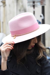 Image 4 of PINK FEDORA MIDNIGHT SUN (ROSE GOLD)