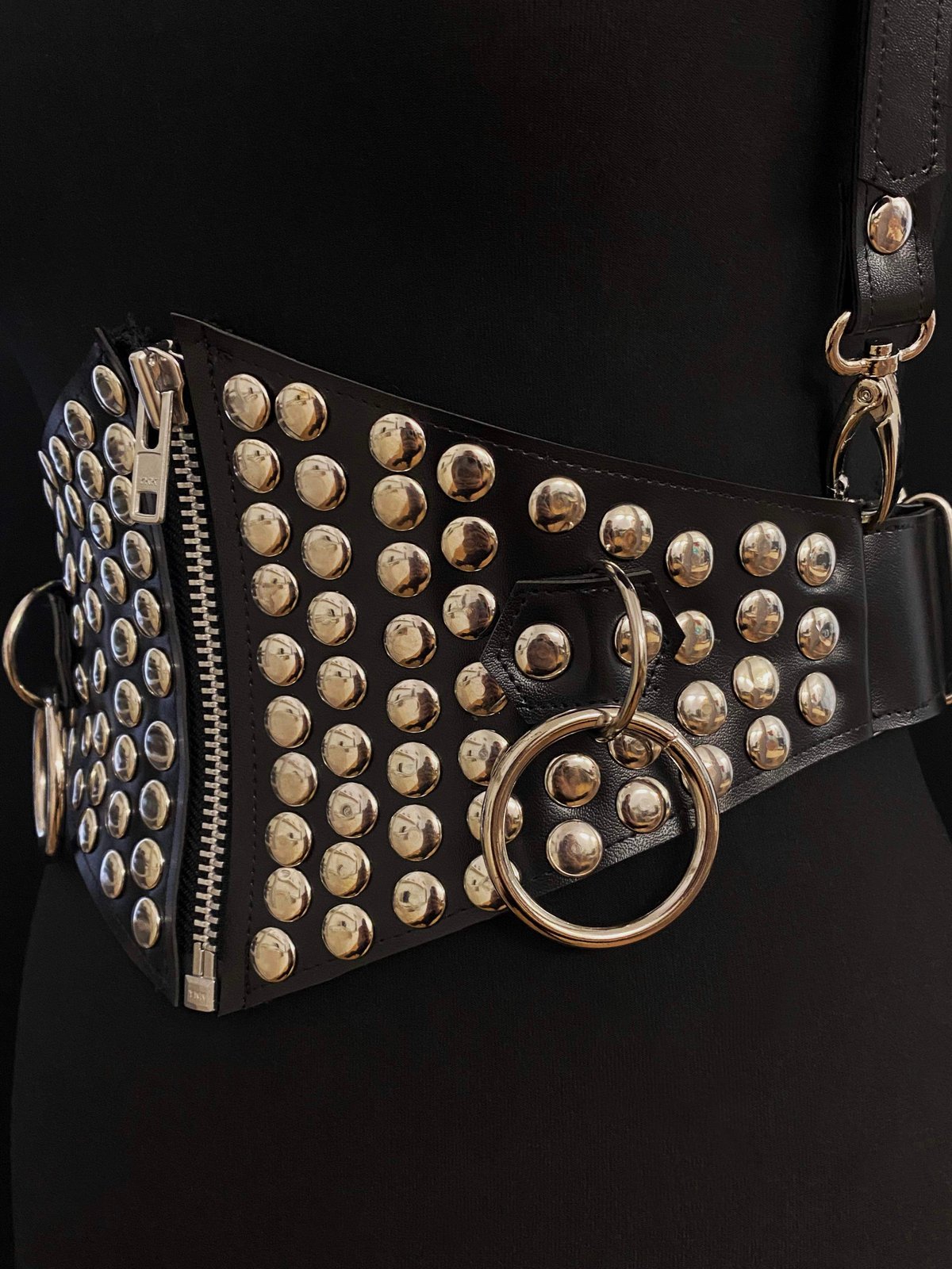 Studded waist cincher harness