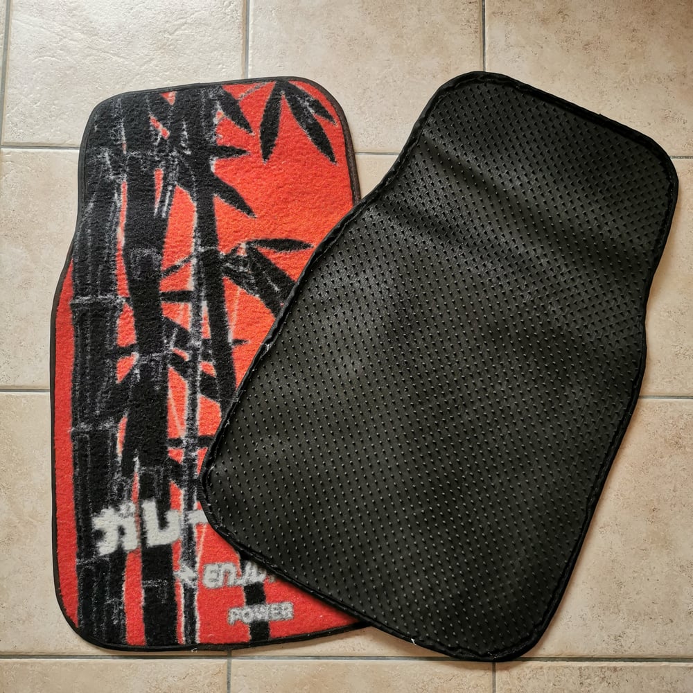 TAPIS UNIVERSEL GARAGE MOON POWER X ENJUKU RACING COLLAB