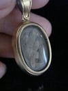 VICTORIAN 15CT HIGH CARAT ETRUSCAN MOMENTO HAIR LOCKET