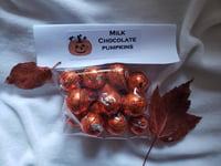 Milk chocolate pumpkins