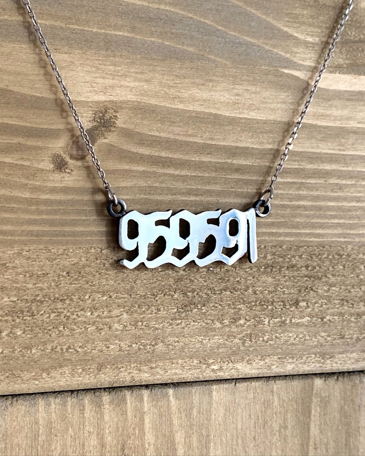 Image of "959591" lepokoa - silver necklace