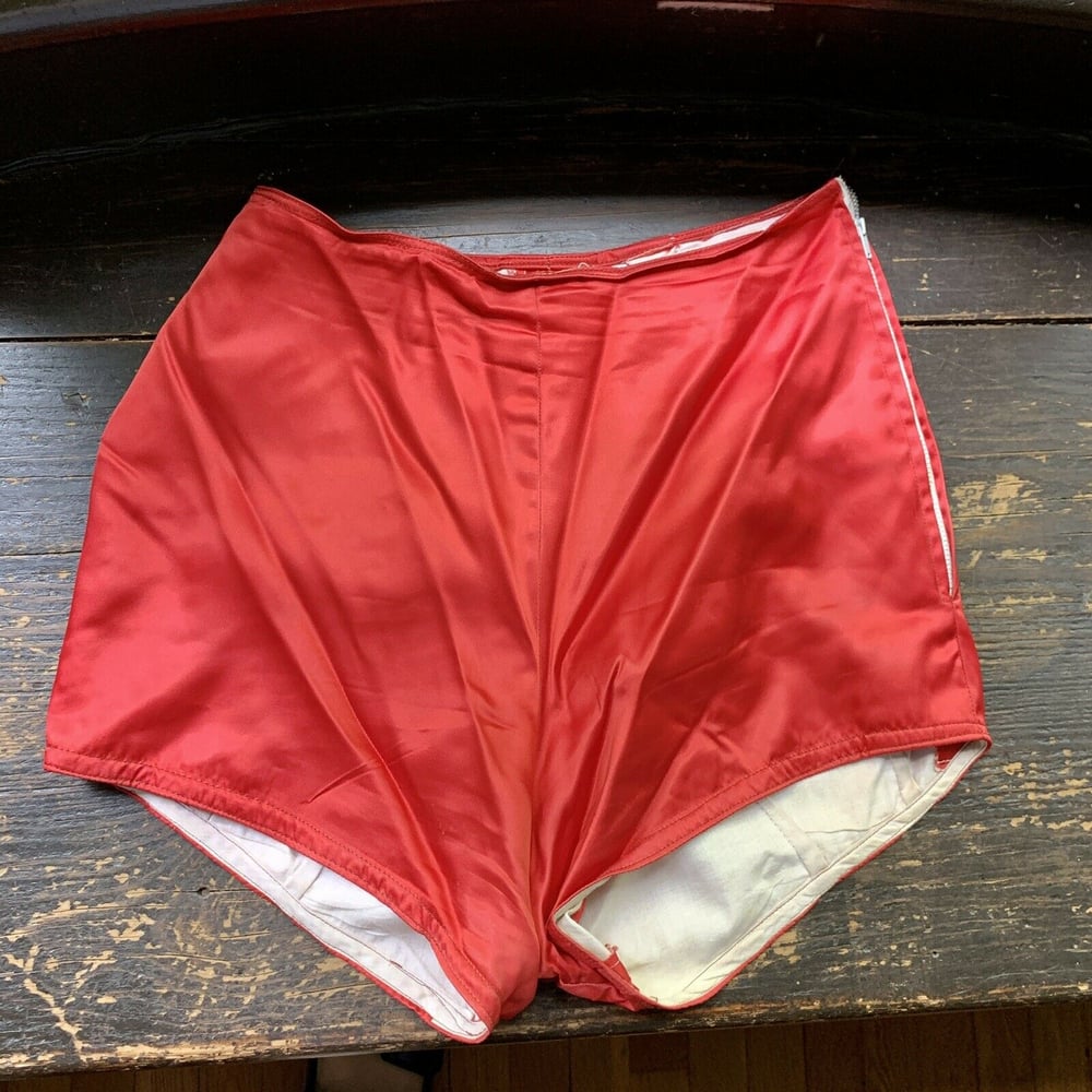 QUEEN OF HEARTS Costume Small