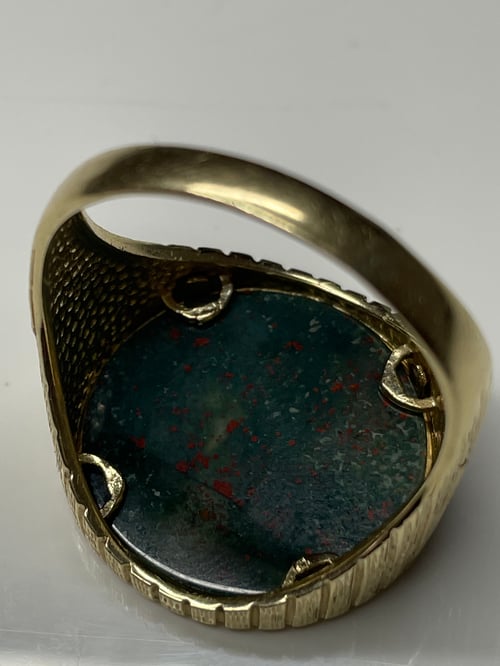 Image of 9K Solid Gold Bloodstone Sovereign Ring