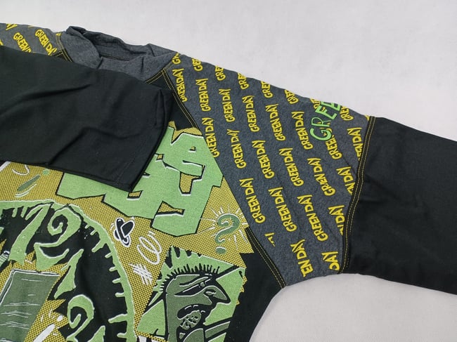 Vintage 1994 Green Day Sweater