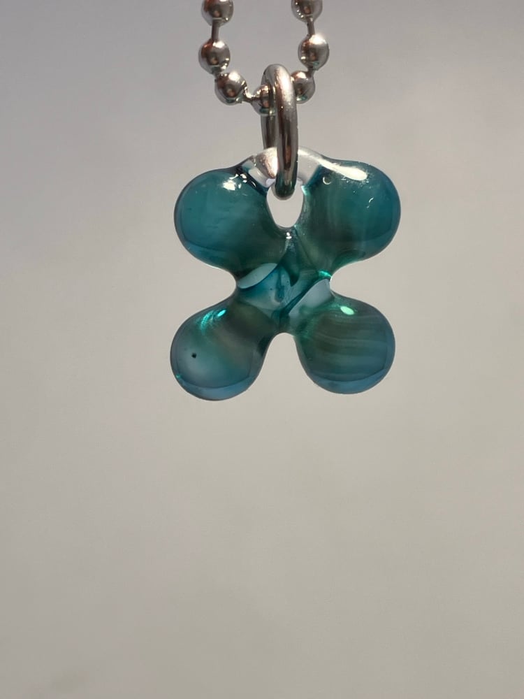 Image of ice blue clover  