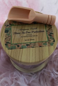 Image 1 of Pink Himalayan Protection Salt Bath