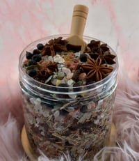 Image 3 of Pink Himalayan Protection Salt Bath