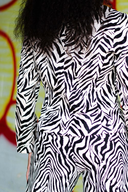Image of Vintage Zuri Zebra Silk Blazer