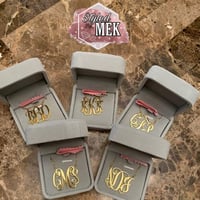 Image 2 of 3 initial  Monogram items