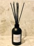 BLACK AMBER & LAVENDER // REED DIFFUSER Image 3