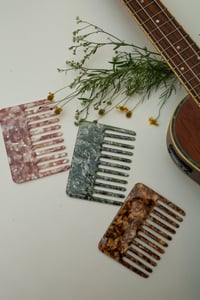 Image 2 of Capelli comb 