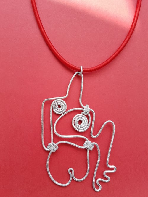 Image of henry moore pendant 1