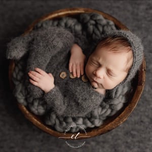 Image of Footed Romper and Bonnet Set - CHARCOAL