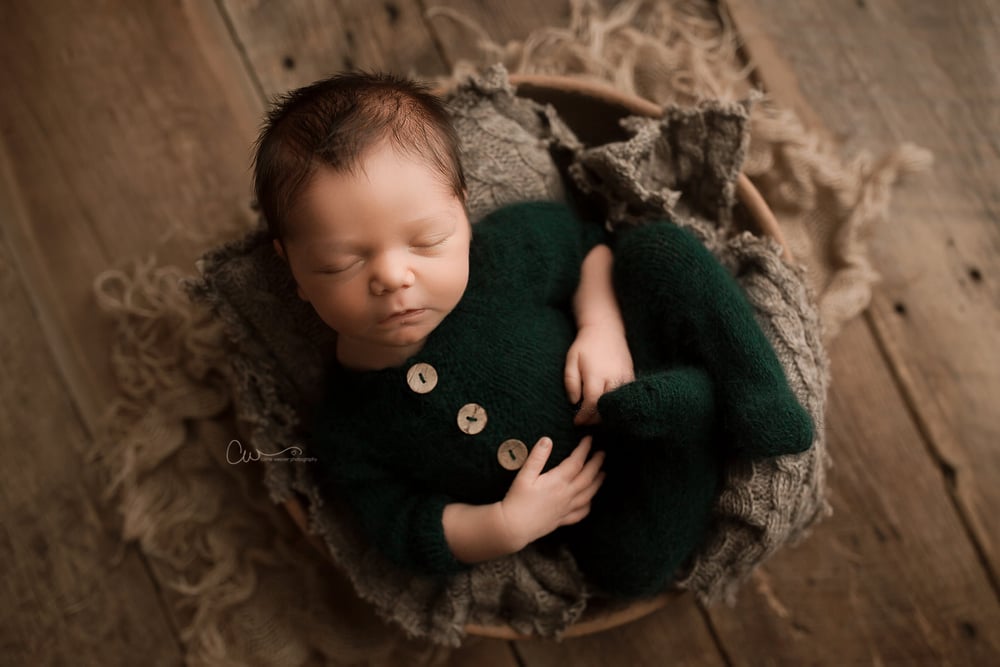 Image of Footed Romper and Bonnet Set - HUNTER