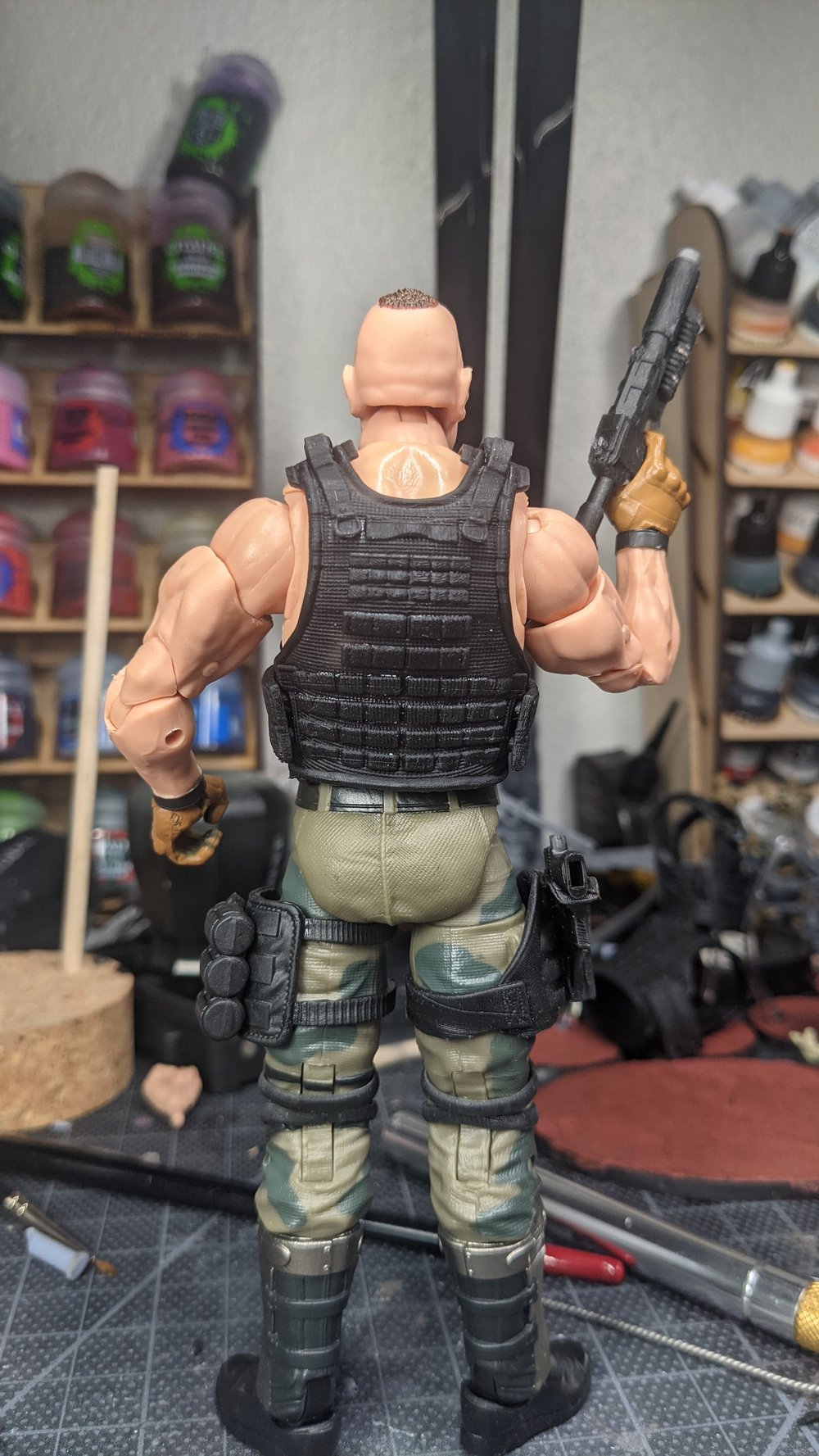 Large tac vest with pouches