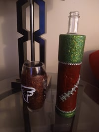 Image 1 of Awesome Falcons Glass 
