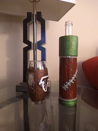 Image 2 of Awesome Falcons Glass 