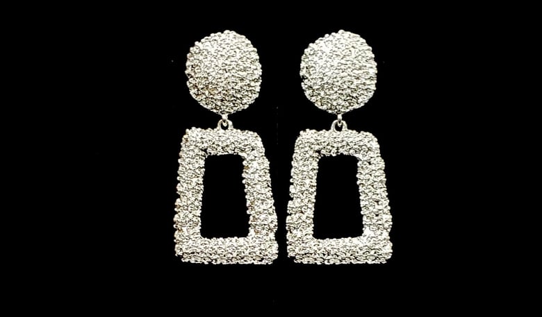 Image of Silver Glamour Goddess Pierced Earrings 