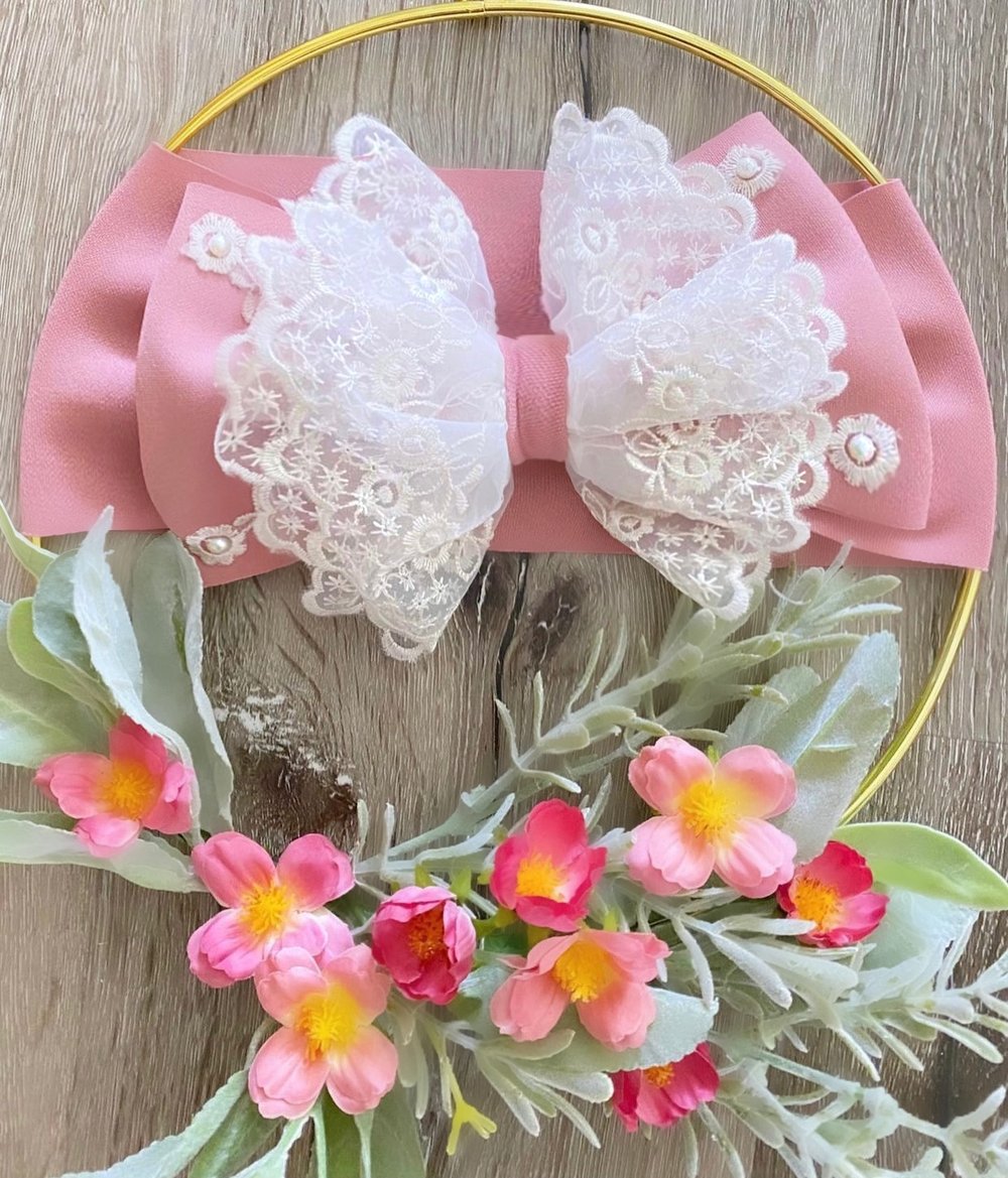 Image of Gigi Lace Bow