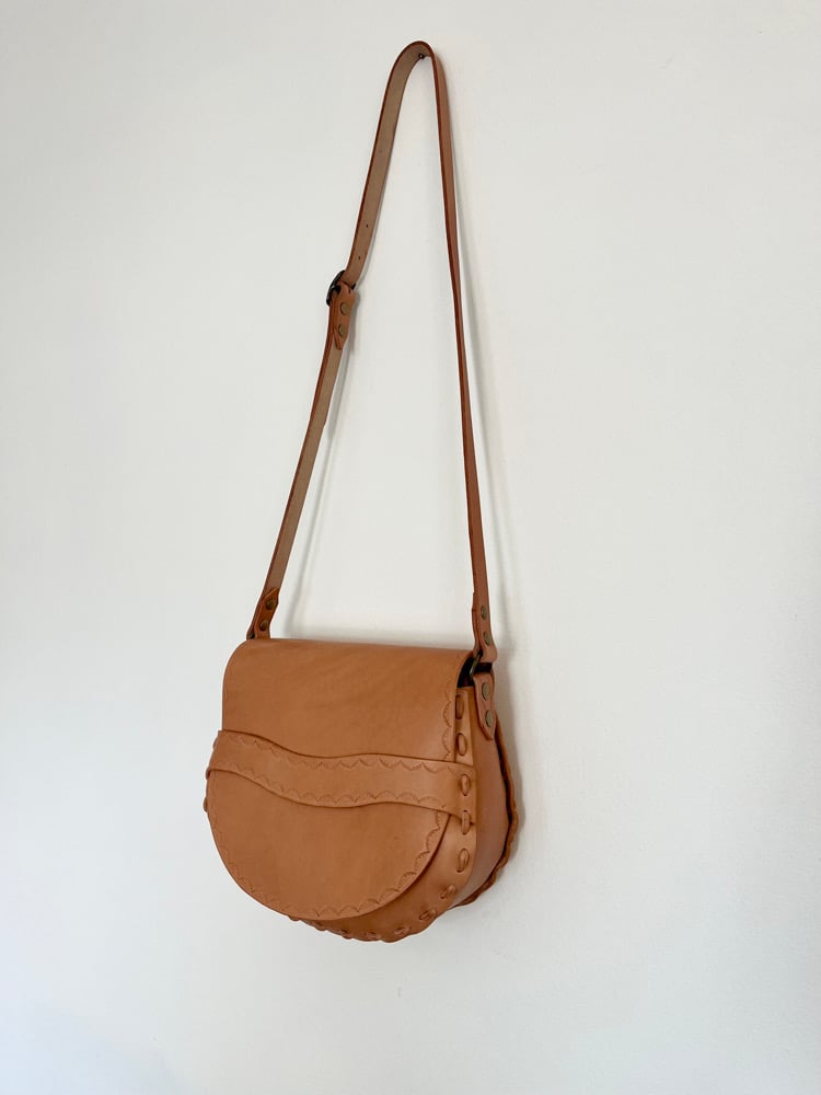 Image of Natural Vachetta Crossbody Saddle Bag