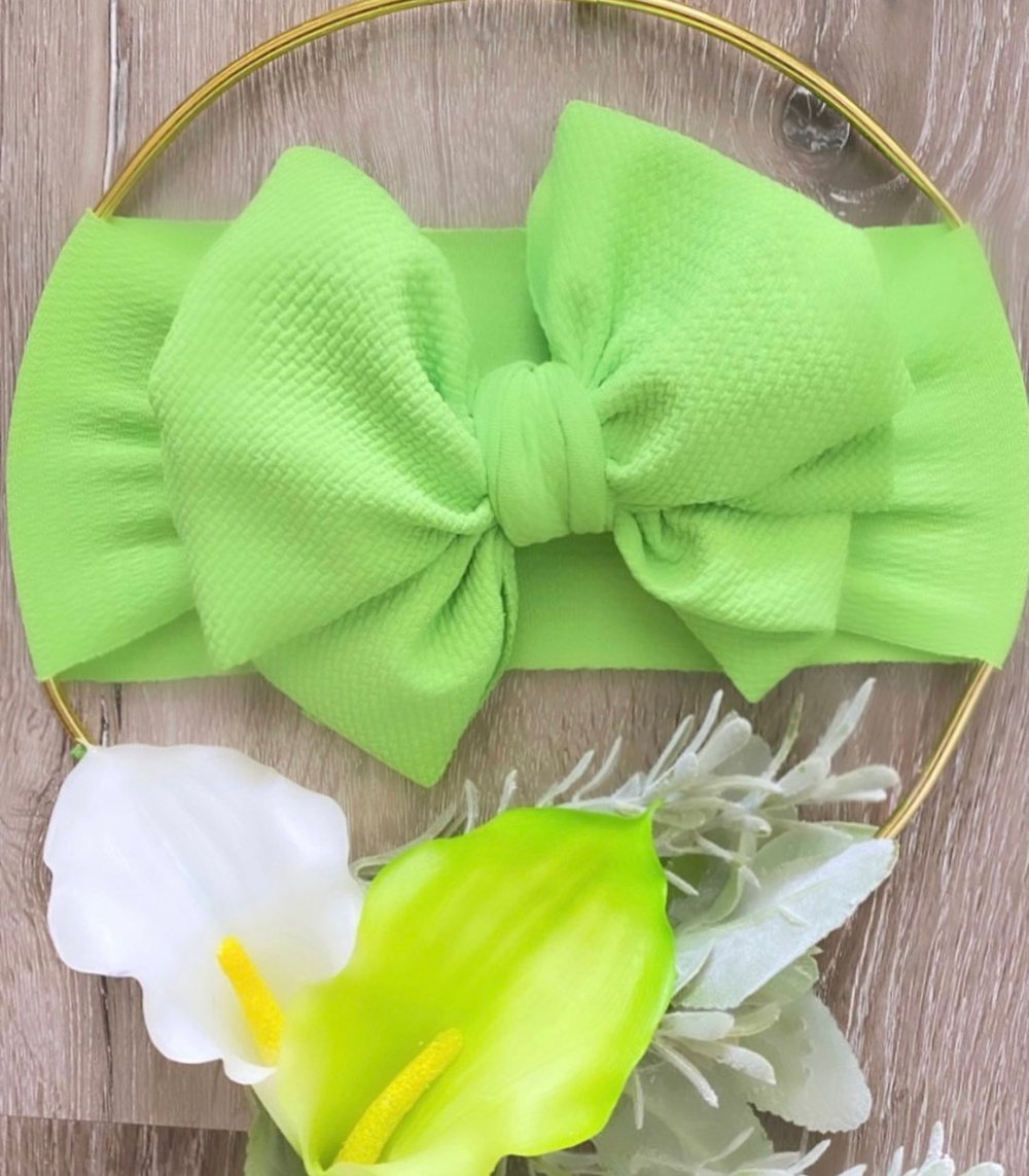 Image of Stefani Bow 