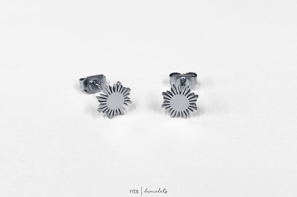 Image of FILIPINA INSPIRED SUN EARRINGS (Silver)