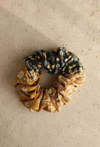 Patchwork scrunchie * Budapest