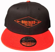 Image of BROTHERS BOARDS "ESTABLISHED" NEW ERA HAT BLACK/ORANGE