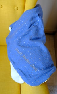 Image 2 of Couverture bleue & pois dorés bébé
