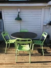 Image 2 of Suite de 4 chaises Tolix t1