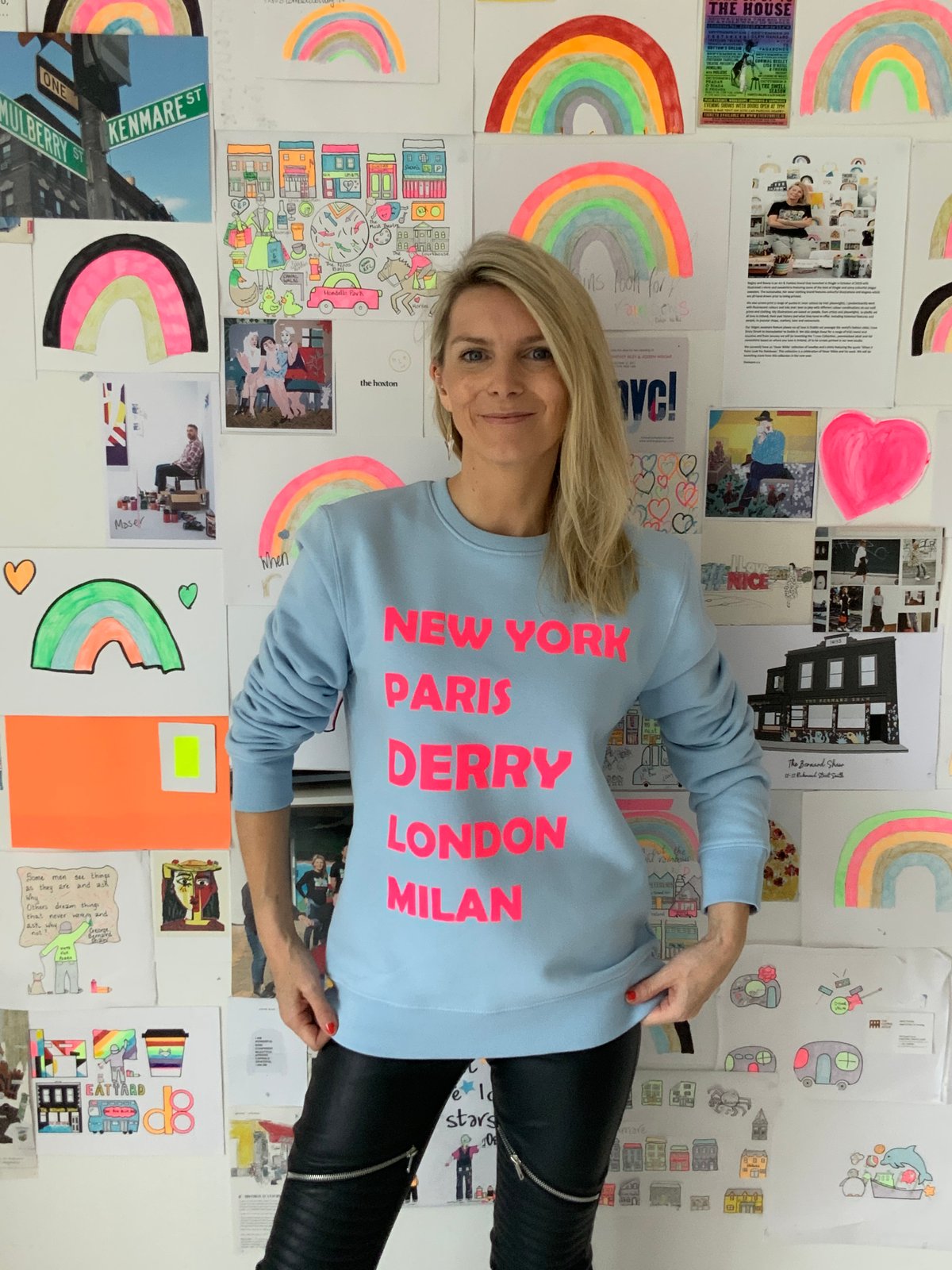 Image of Derry Blue Slogan Sweatshirts