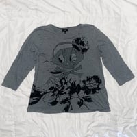 Image 1 of skull headphones shirt